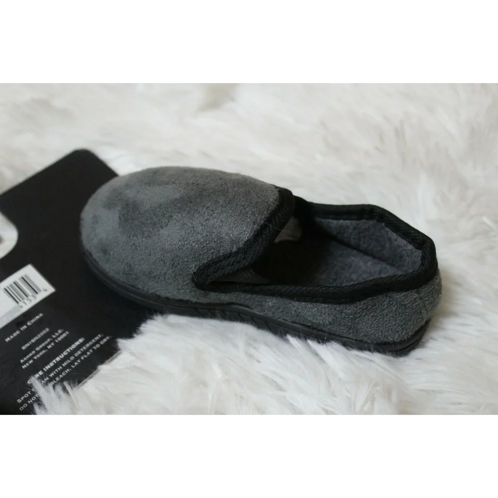 Sky Sole Fleece Slippers for Boys, Soft, Black/Grey Solid,  Size Small 5-6